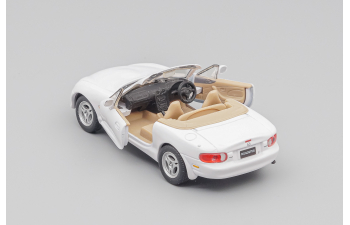 MAZDA Roadster, white