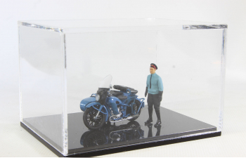 М-61 и автоинспектор (композиция)