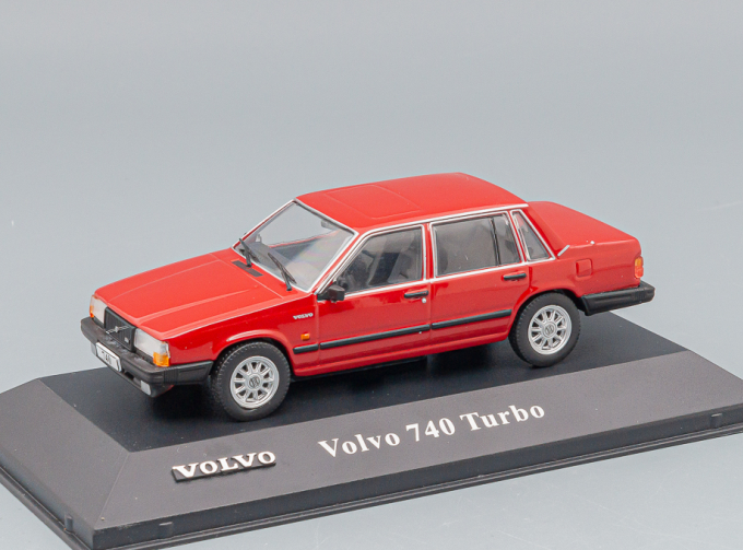 VOLVO 740 Turbo, red