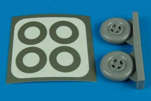 Набор дополнений Spitfire Mk. IX wheels & paint masks