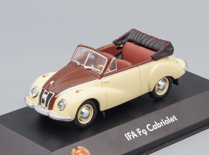 IFA F9 Cabriolet 1952 Beige/Maroon