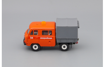 УАЗ 39094 Фермер с тентом Аварийная, оранжевый / серый