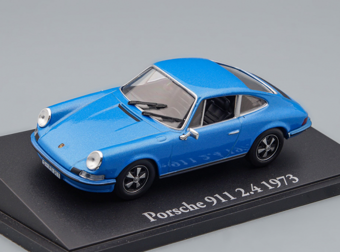 PORSCHE 911 2.4 (1973), blue