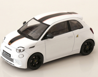 FIAT Abarth 500e (2024), white