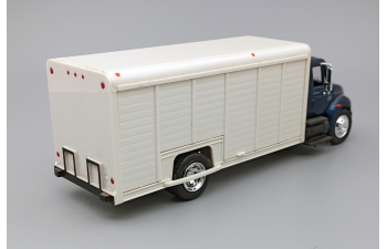 INTERNATIONAL 4200 Beverage Truck, blue / white