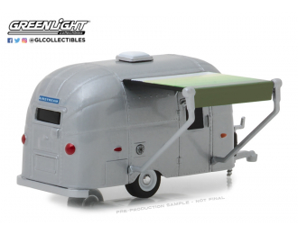 кемпер-трейлер AIRSTREAM 16’ Bambi 1961 Green and White Awning