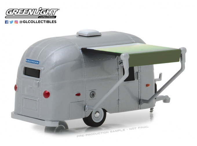 кемпер-трейлер AIRSTREAM 16’ Bambi 1961 Green and White Awning