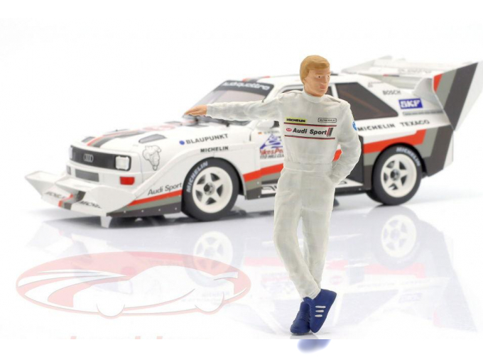 Фигурка гонщика Вальтер Рёрль