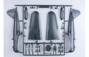 Сборная модель Японский истребитель A6M5с TYPE 52 ZERO FIGHTER (ZEKE) (Зеро ЗЕКЕ) и 7 фигур