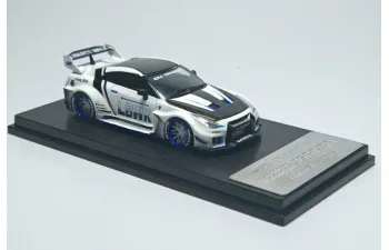 NISSAN LB GTR GT white/carbon roof