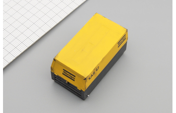Компрессор Atlas Copco XAS 47 со следами эксплуатации (закрытый), желтый / черный