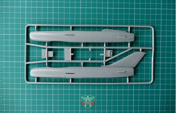 Сборная модель Советский перехватчик И-ЗУ (И-420)