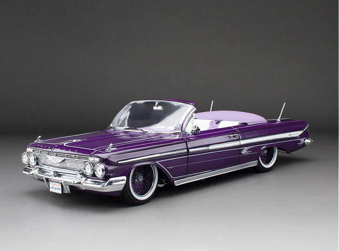 CHEVROLET Impala Convertible Lowrider (1961), purple