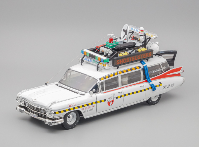 CADILLAC Ecto 1A Ghostbusters 2, white