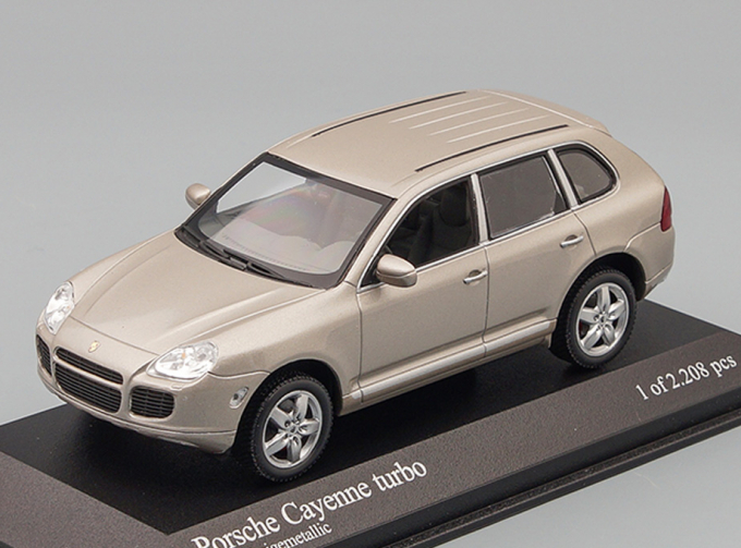 PORSCHE Cayenne Turbo 2002, beige metallic