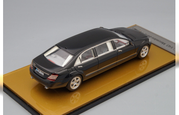 MERCEDES-BENZ Pullman, black