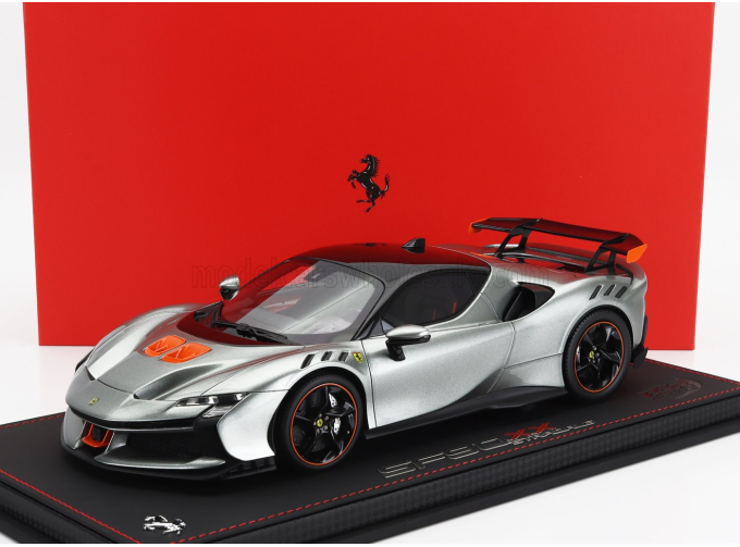 FERRARI Sf90 Xx Stradale (2024) - Con Vetrina - With Showcase, Grigio Competizione - Grey Met Orange