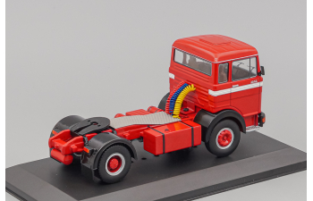MERCEDES-BENZ LPS1932 (1970), maroon