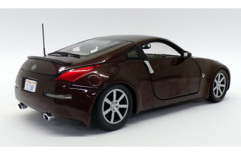 Nissan 350Z Coupe 2003 бордовый металлик