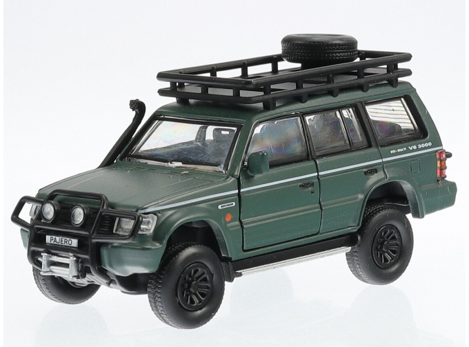 MITSUBISHI Pajero 2nd gen. LHD (1996) *Jungle Pack*, matt green