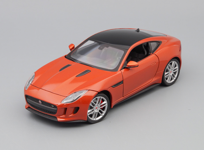 JAGUAR F-Type Coupe, orange metallic