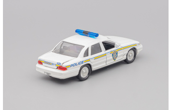 FORD Crown Victoria Augusta Police, white