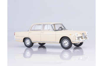 Alfa Romeo 2000, beige