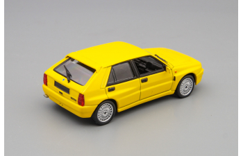 LANCIA Delta Evo, yellow