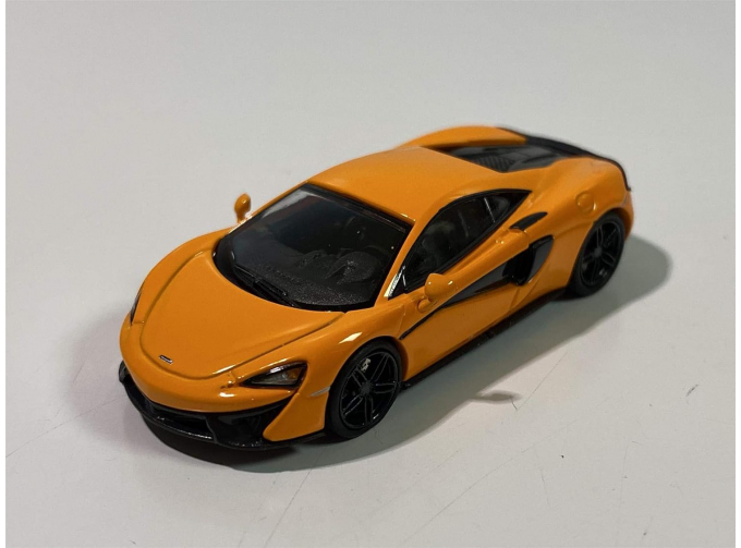 McLAREN 570S, orange/black