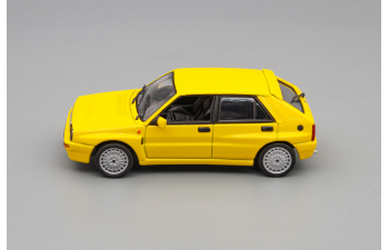 LANCIA Delta Evo, yellow