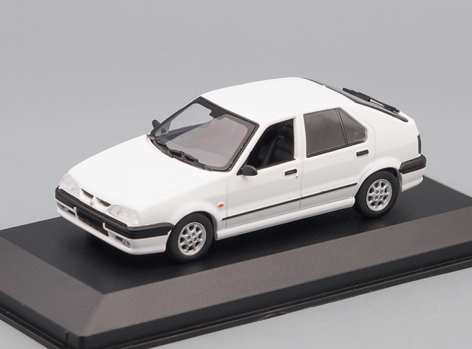 RENAULT 19 (1995), white