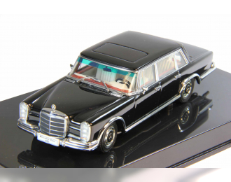 MERCEDES-BENZ 600 SWB (1964), black