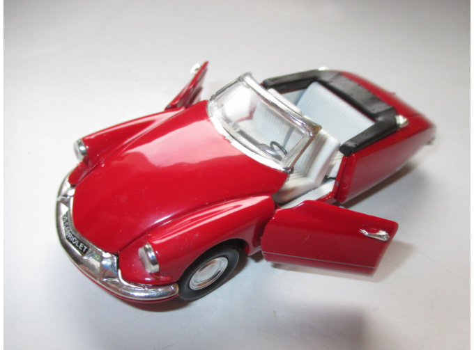 CITROEN DS 19 Cabriolet (1961), red