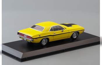 DODGE Challenger R/T (1970), yellow with black