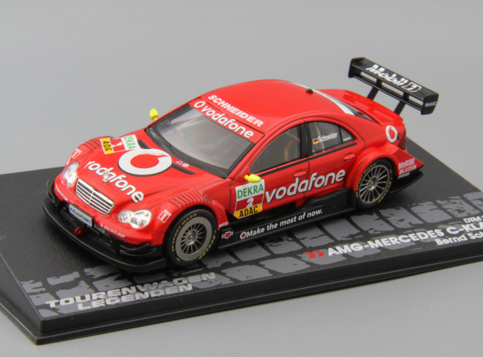 MERCEDES-BENZ AMG C-Klasse Bernd Schneider Vodafone #2 DTM (2006), red