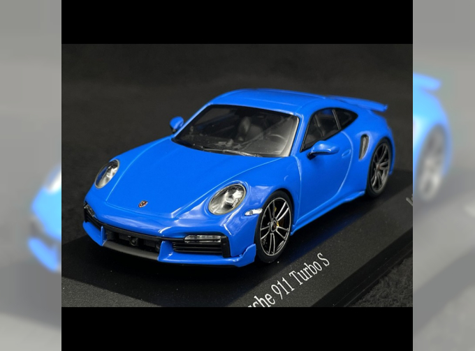 PORSCHE 911 (992) Turbo S Coupe Sport Design (2021), blue