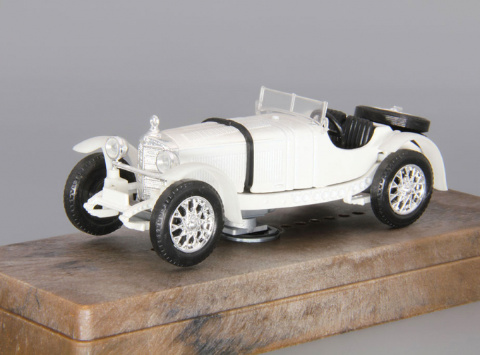 MERCEDES-BENZ SSKL (1931), white