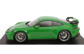 PORSCHE 911 (992) GT3 (2022), python green
