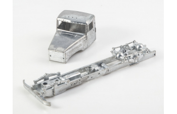 Сборная модель Седельный тягач КРАЗ-258Б1