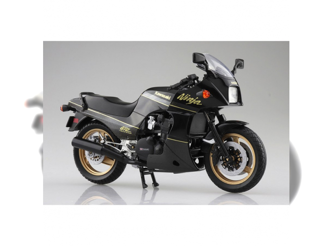 KAWASAKI GPZ900R BLACK / GOLD