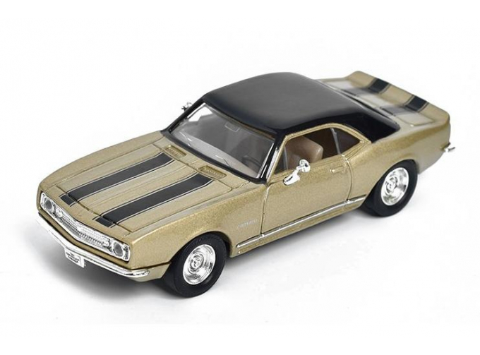 CHEVROLET Camaro Z-28 (1967) beige/black