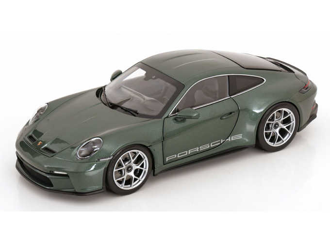 PORSCHE 911 (992) S/T (2023), green metallic