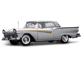 FORD Fairlane 500 Skyliner (1957), Wood Smoke Gray/Colonial White