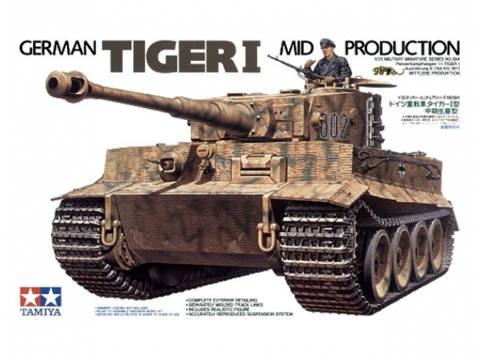 Сборная модель Тяжелый танк Tiger I Ausf.E mid production 1943г. c 1 фигурой командира