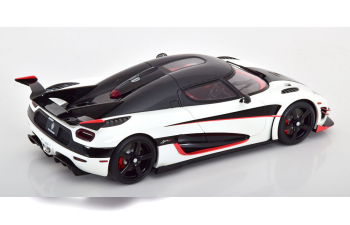 KOENIGSEGG Agera RS, white black