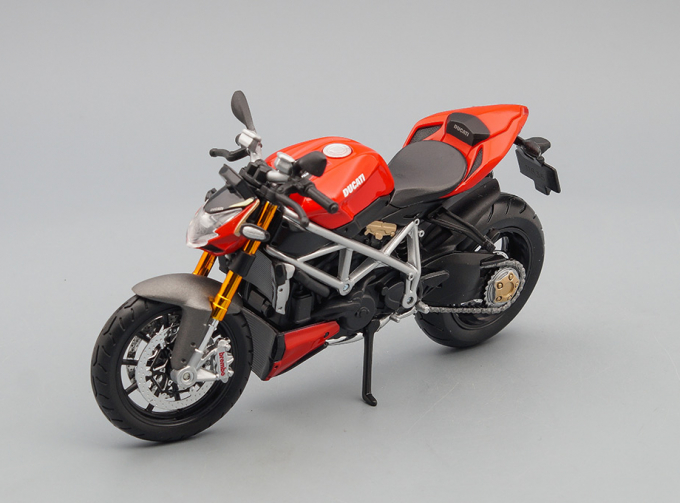 DUCATI mod. Streetfighter S, black / red