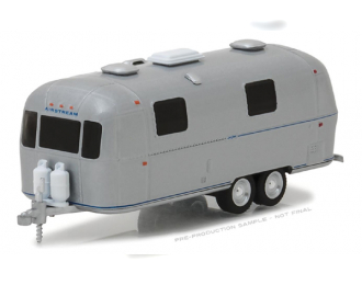 кемпер-трейлер AIRSTREAM Double-Axle Land Yacht Safari 1971