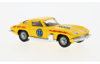 CHEVROLET Corvette Sting Ray #13 (1967), yellow