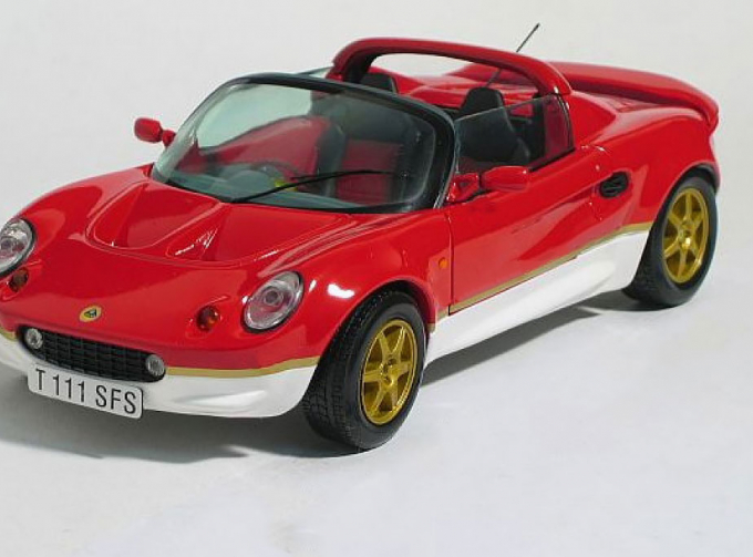 LOTUS Elise MK I Type 49, red white