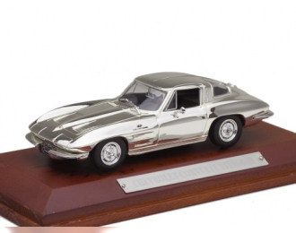 Chevrolet Corvette Stingray 1967, chrome